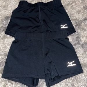 2 pairs of women’s size small mizuno volleyball spandex!!
